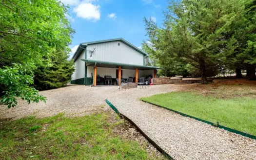 Established Kansas Outfitting Business with Lodge For Sale