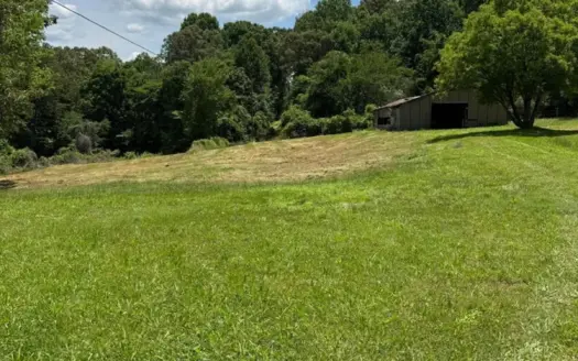 Farmhouse on 15 acres in McMinn County Tennessee
