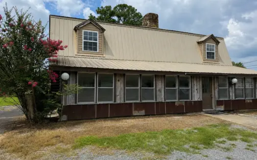High-Visibility Guntersville, AL Commercial Property For Sale