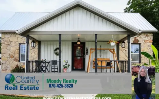 Home In Town For Sale In Mountain Home Ar