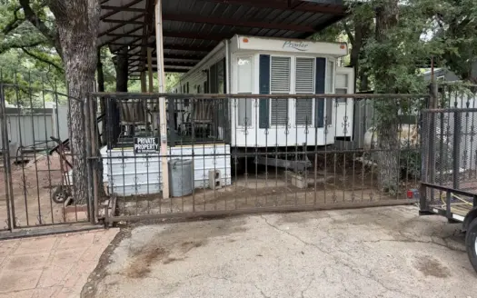 Lake Brownwood weekend recreational Property and room for more