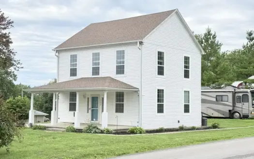 Large 2 Story Home in Northwest Missouri