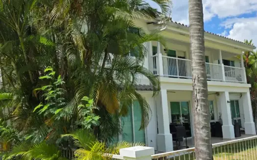 Luxury Apartment in Bijao Beach Club & Residences | Resort Living