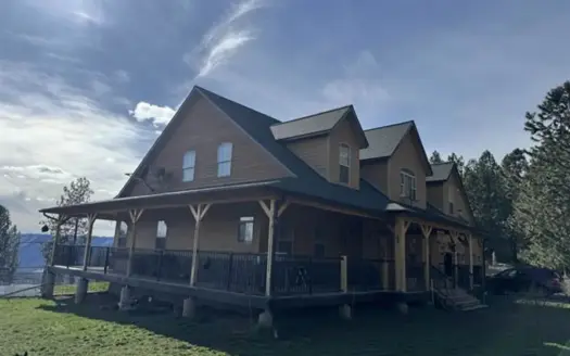 Luxury Country Home on Acreage With Guest House For Sale in ID