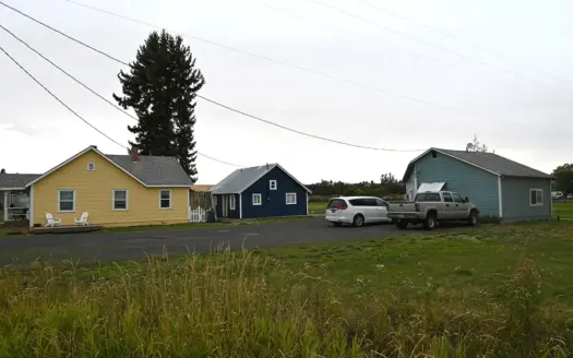 One-of-a-Kind Mixed Use Property in North Idaho!