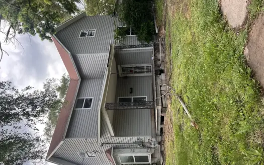 Two Story Fixer Upper in Albany, MO