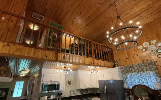 Beautiful Home on the White River near Mountain View Arkansas
