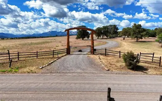 40-Acre Ouray County Retreat: Barndominium & Views for Sale