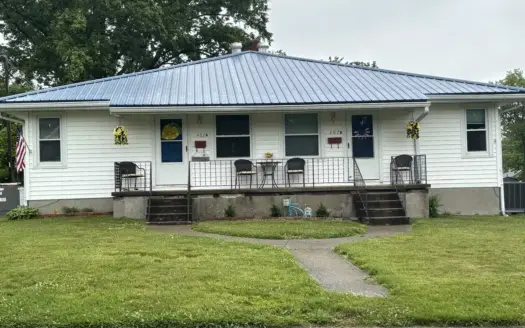 Duplex For Sale in Glasgow, Ky. 42141