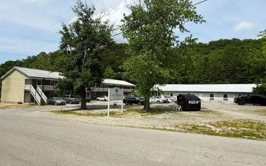 Apartment Complex – 2 Bldgs. with 30 Units – Liberty Kentucky
