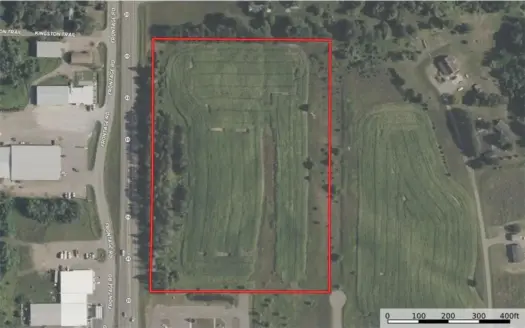 Exceptional Commercial Land for Sale in Mora