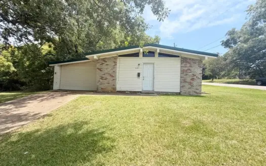 Home for sale in Tupelo, Mississippi
