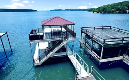 Pickwick Lake Retreat w/ Double Decker Boathouse Savannah, TN
