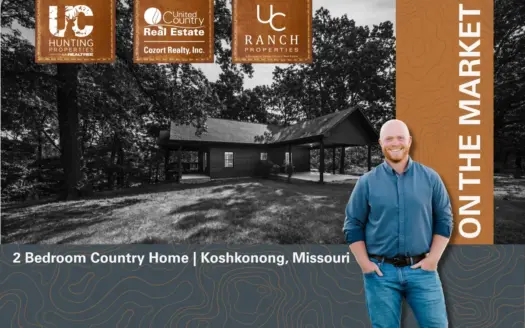 Country Home + 8 Acres in Koshkonong | The Missouri Ozarks
