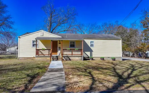 Home for sale in Osceola Missouri