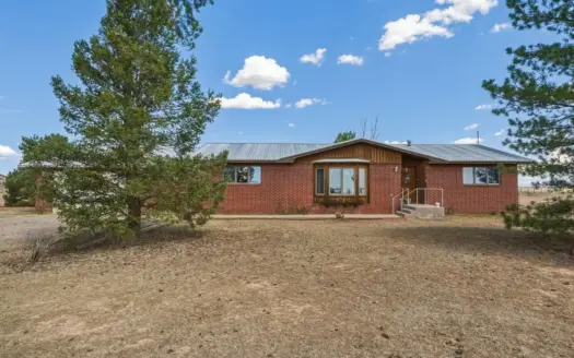 6.7 Acre Horse Property for Sale in Moriarty NM with Views