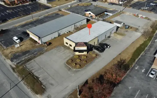 Commercial Lease with Salon Build-Out & Flex Space