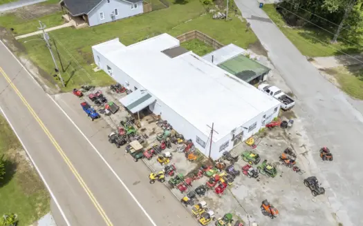 Versatile Building for Sale in Bradford, Tennessee