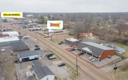 Income-Producing Commercial Real Estate For Sale in Weakley Co.