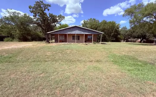 Winnsboro Wood County Texas Fixer Upper on 1.31 Acres Investment