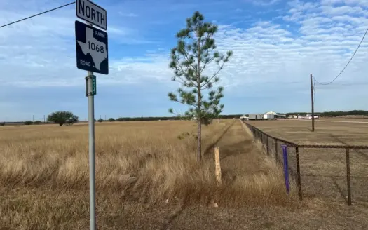 5 Acres unrestricted grass land Mathis, Texas