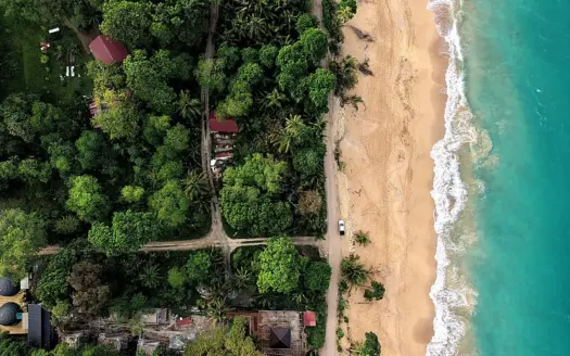 Front Row Titled Land – Bluf Beach, Bocas del Toro, Panama