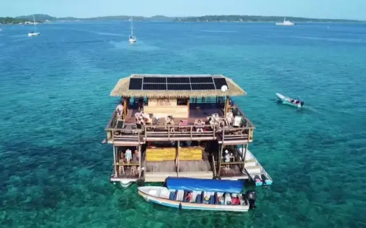 Floating Bar and Restaurant for Sale, Bocas del Toro, Panama