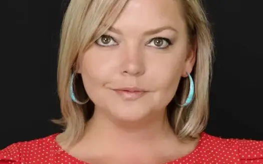 agent profile picture for Valerie Ortiz on investment properties website