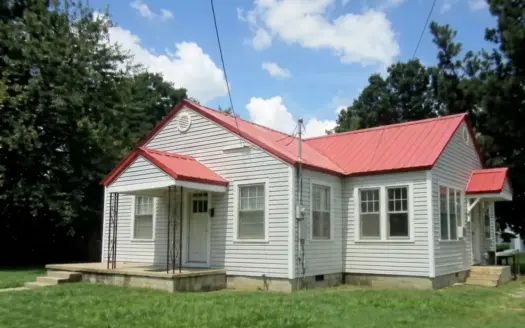 Efficient house in Rector ,Arkansas 2 bed 1 bath pricact fenced