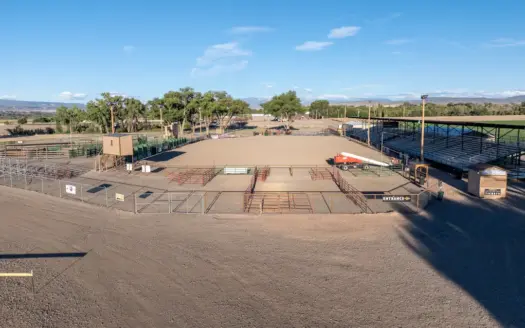 Grand View Event Center: 45± Acre Rodeo Venue For Sale