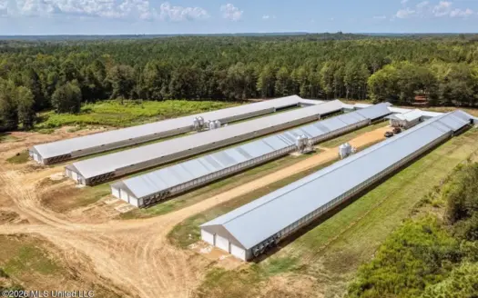 Kosciusko, MS Poultry Breeder Farm For Sale
