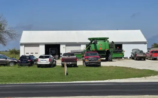 Business Opportunity – Shop Building Near Lucerne, Missouri