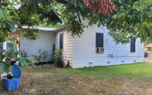 Income-Producing 3-Bedroom Investment Property | Paris, TX