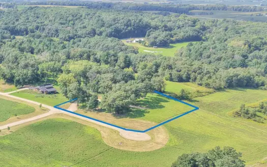 Lot 14 Rolling Hills Subdivision. Beautiful Country Home Setting!