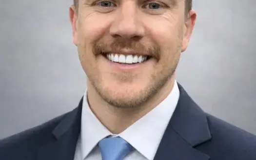 agent profile picture for Garrett Hoyer on investment properties website