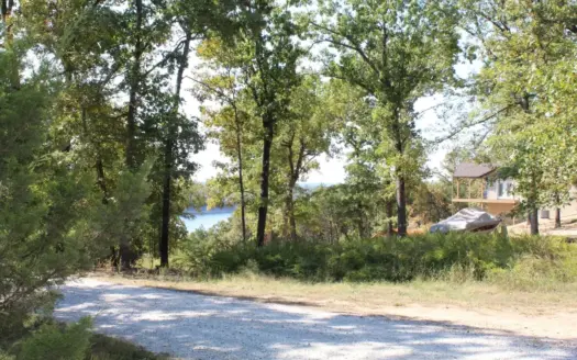 Lot 26 in Gated Community in the Ozarks on Bull Shoals Lake