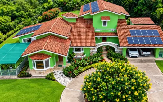 Luxury Solar-Powered Mountain Estate in Altos del Maria