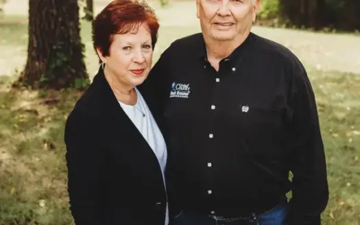 agent profile picture for Darrell Potts on investment properties website