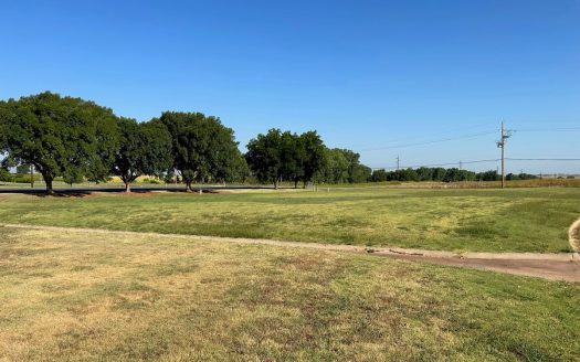 photo for a land for sale property for 35105-74428-Clinton-Oklahoma