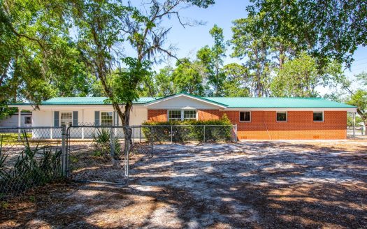 photo for a land for sale property for 09090-23124-Live Oak-Florida