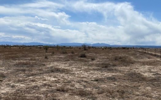 photo for a land for sale property for 30050-33216-McIntosh-New Mexico