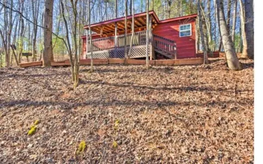 Cabin in N.ga Mountains