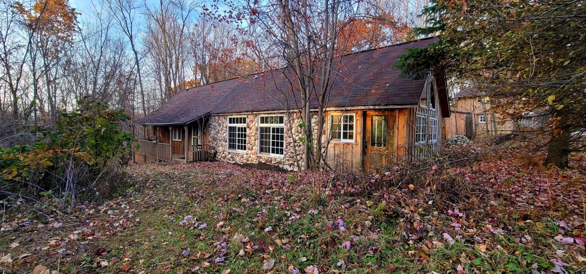 Vernon County Cabin with Land for Sale Wi