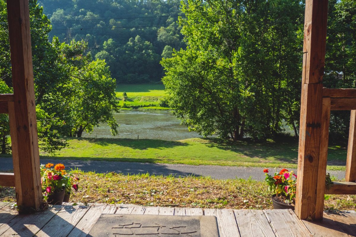 Rustic Cabin Overlooking Clinch River in East Tn for Sale
