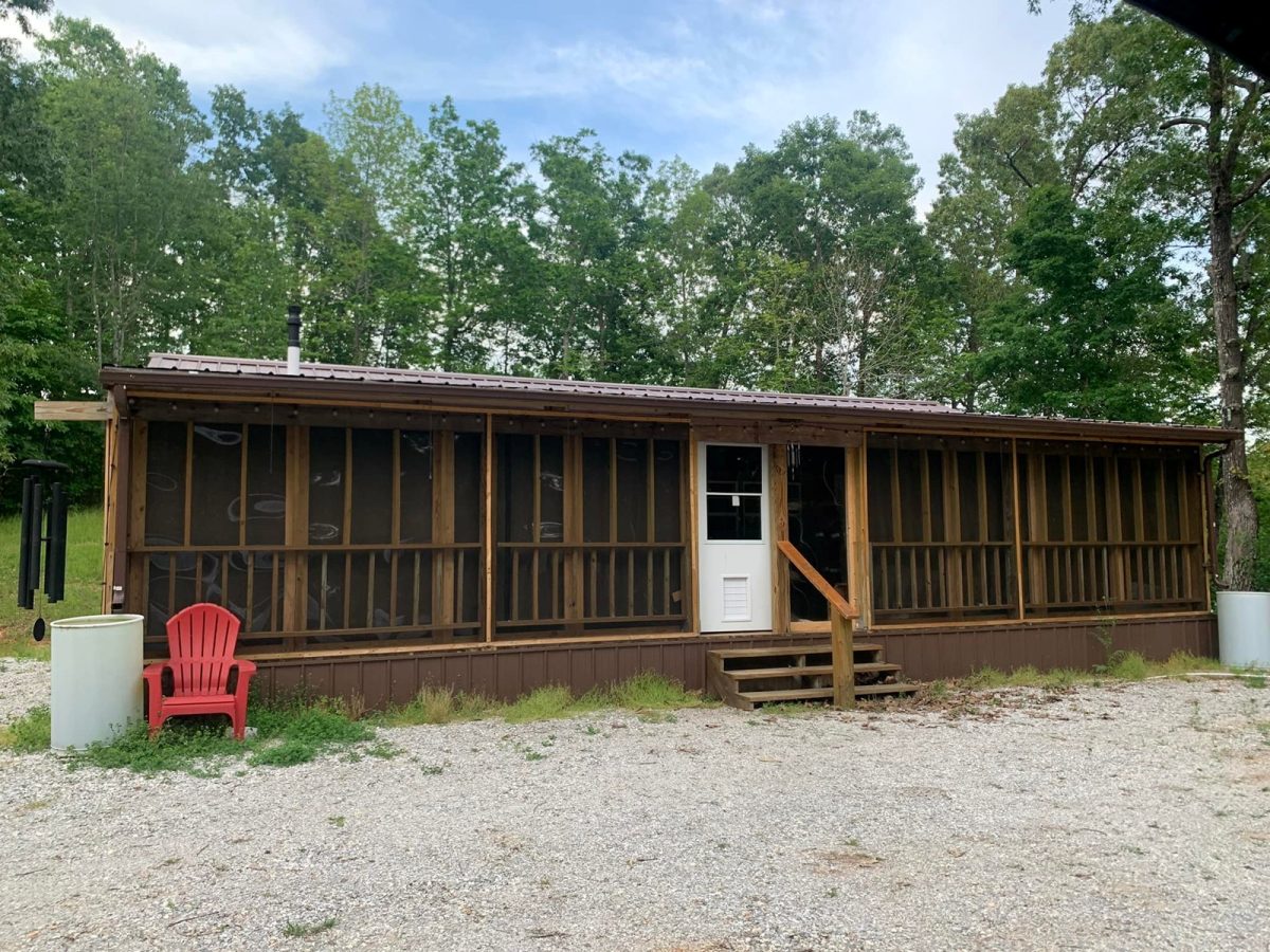 Cabin for Sale Near the White River and Mountain View, Ar