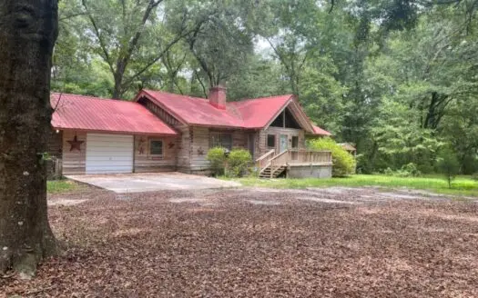 Country Home on 10 Acres in Suwannee County Florida for Sale