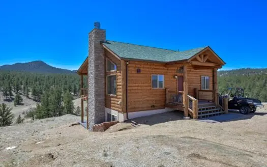 Colorado Log Sided Mountain Home with Live Stream