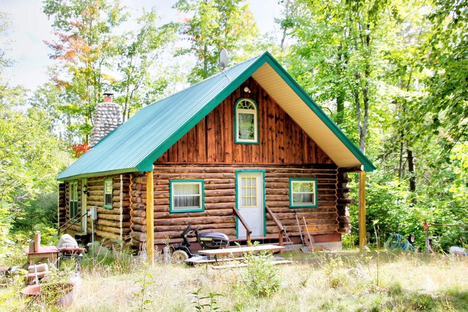 Log Cabin 13 Acres 2 Creeks Atlanta Mi  Montmorency County