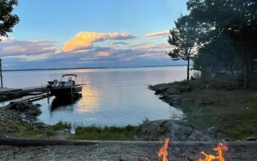 Waterfront Log Cabin for Sale on Lake Kabetogema Northern Mn