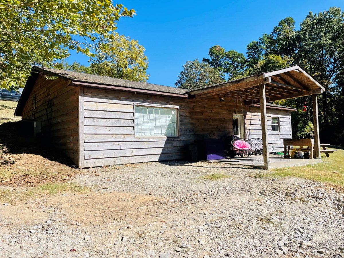 House for Sale in Melbourne, Arkansas